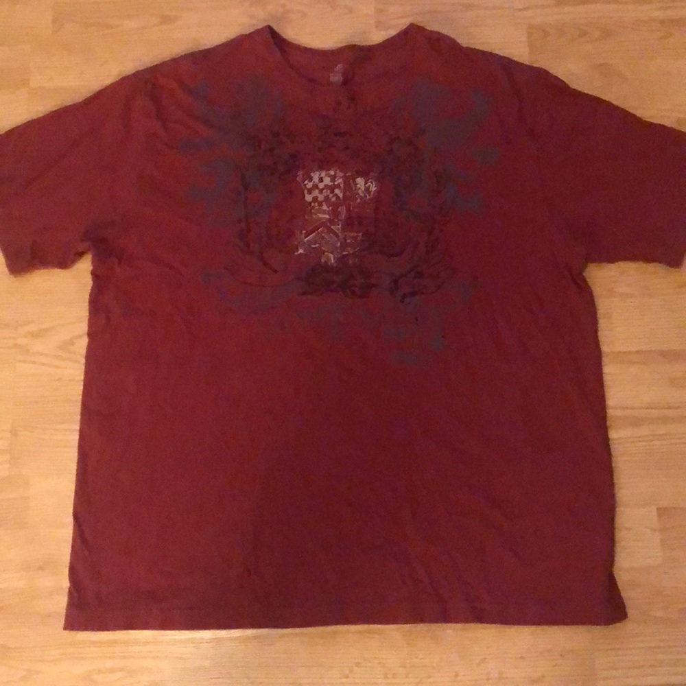 Men’s graphic tee